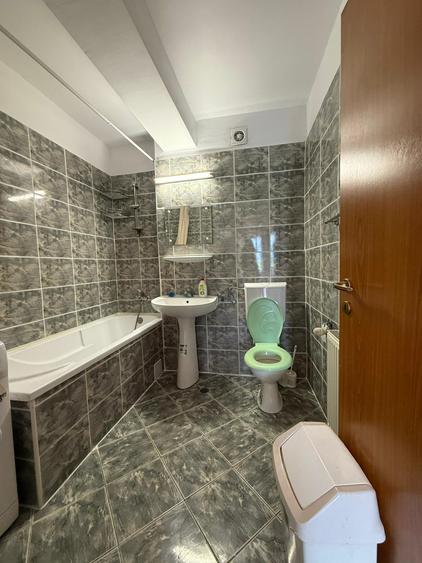 Apartament de vânzare, 3 camere, 79 mp, Calea Turzii zona Leroy Merlin