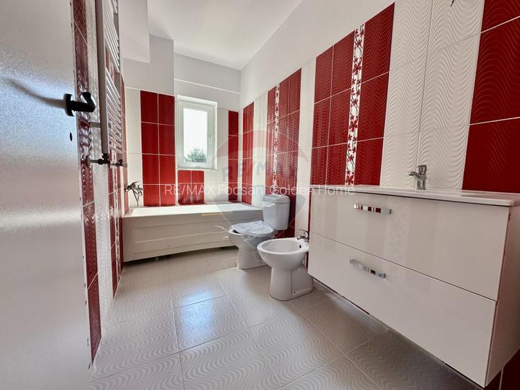 Apartament cu 3 camere Comisia Centrala - 14