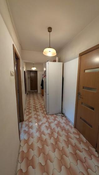 Apartament 4 camere-semidecomandat-zona Oltenitei / Brancoveanu