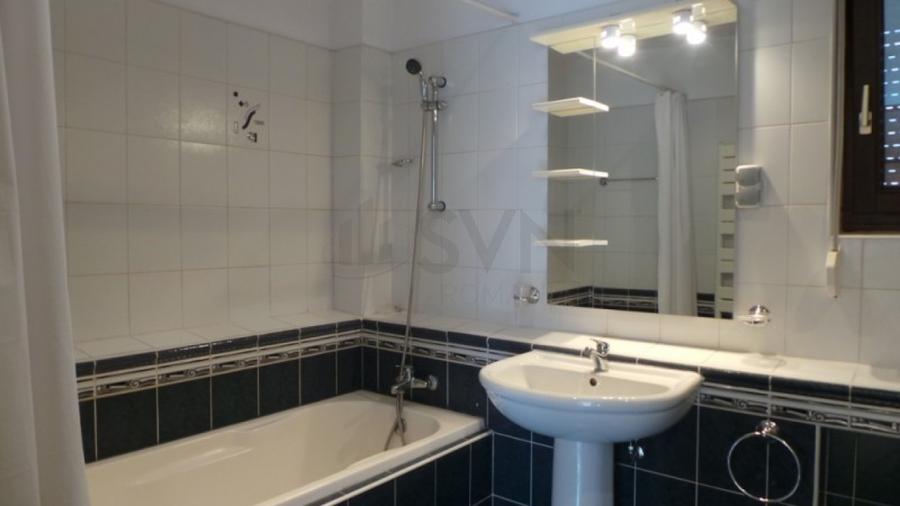 REA0131960 APARTAMENT SPATIOS AVIATORILOR STRADAL