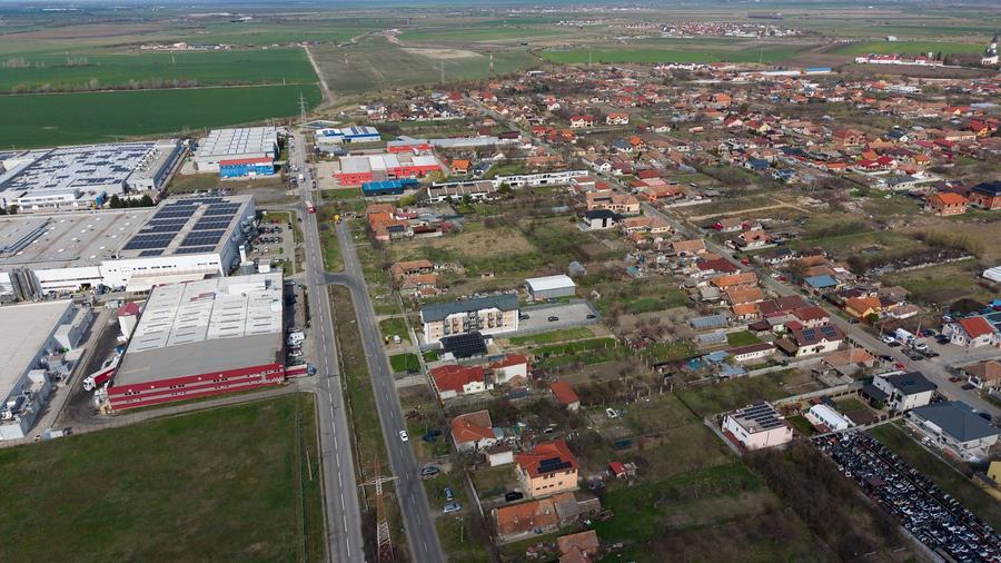 Teren 860 mp în Gai
