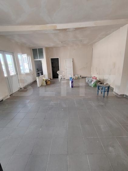Spatiu comercial, 70 mp, zona Campia Turzii