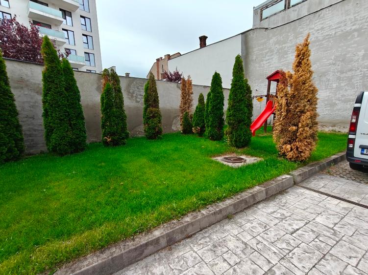 Apartament 3 camere smart-home, 2 băi, terasă & parcare – central Cluj