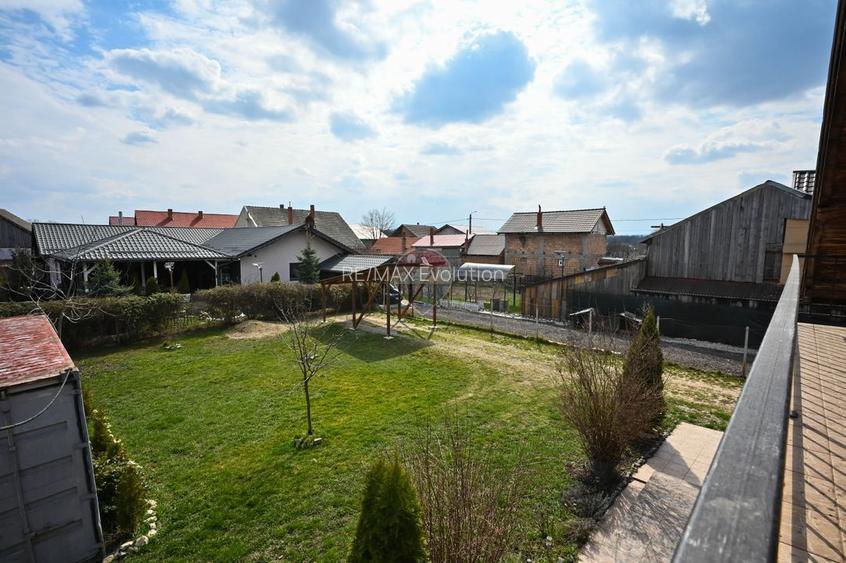 Casa Podu Oltului - Harman | 200 mp utili + 1000 teren | Comision 0% - 20