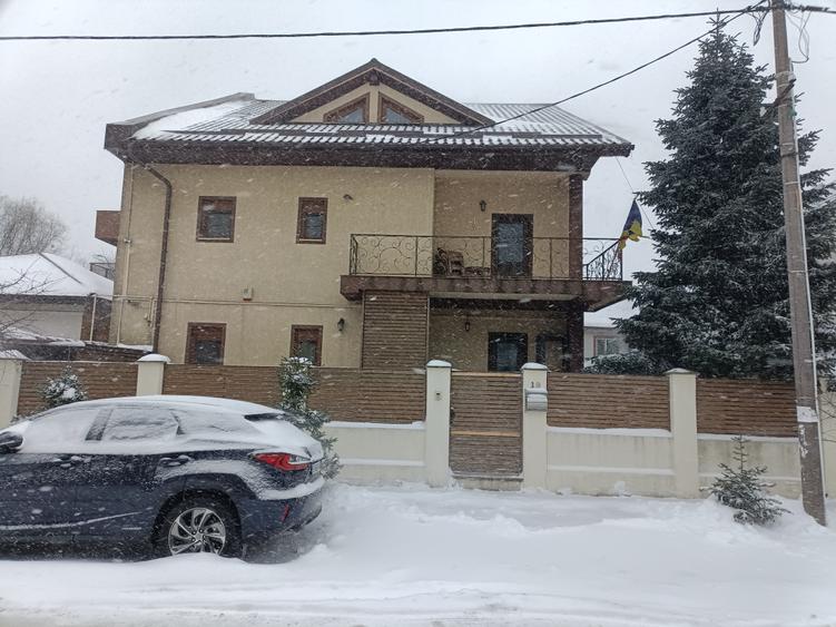 Vilă individuală specială cu curte, calitativă și eficientă economic- Sector 1