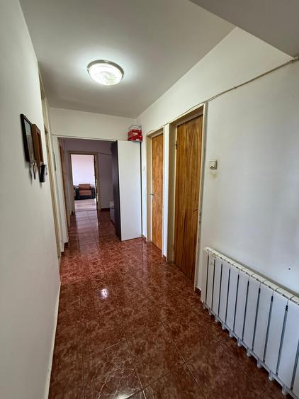 Brancoveanu - Oltenitei vanzare apartament 3 camere