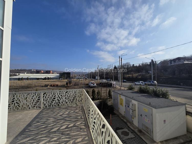 Inchiriere Spațiu Comercial Vitrat, 100mp - Bucium - 3