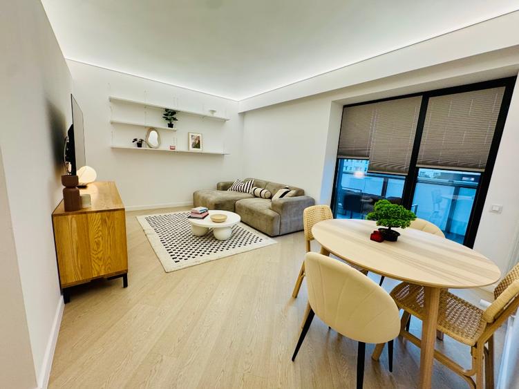 Direct proprietar - 3 camere decomandat Cortina North - loc parcare inclus