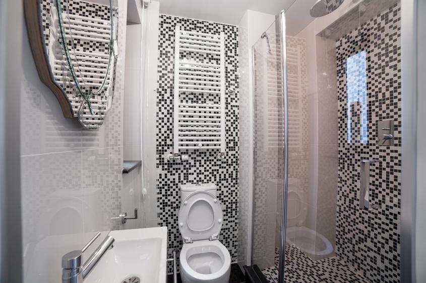 Piata romana bdul dacia inchiriere apartament 4 camere