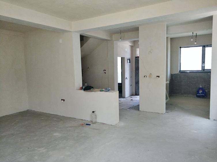 Ovidiu - Vila noua P+E+Terasa, încălzire în pardoseală, vedere spre lac