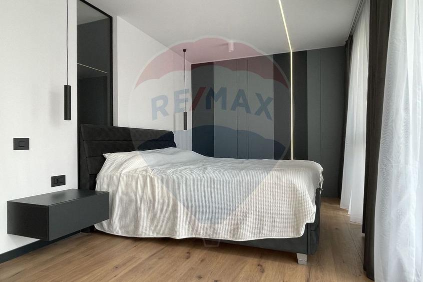 Penthouse pe 2 niveluri, 115 mp, imobil nou