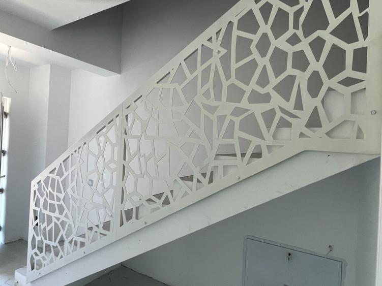 CASA INDIVIDUALA CUPLATA STR. PALTINIS 52 PLOIESTI