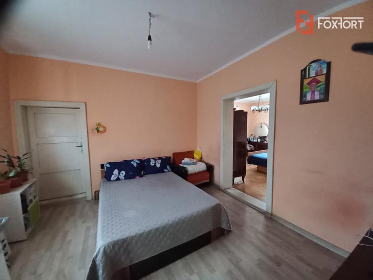Casa individuala spatioasa cu 6 camere - Ghiroda