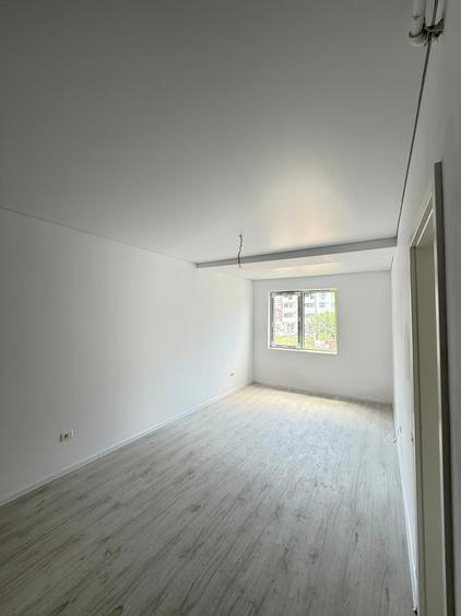 Garsonieră decomandată, compartimentare eficientă, balcon– Etaj 1/6- Comision 0