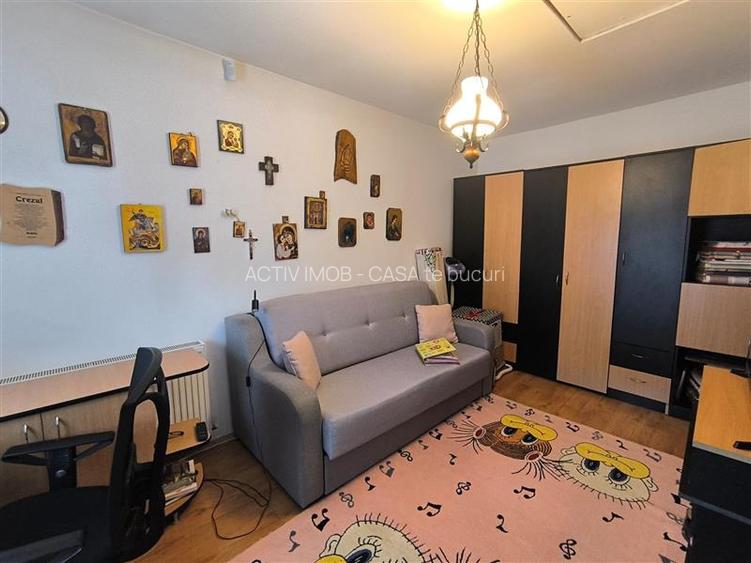 Resita Casa cocheta, P+1,  Zona Muncitoresc, 135 Mp - 18