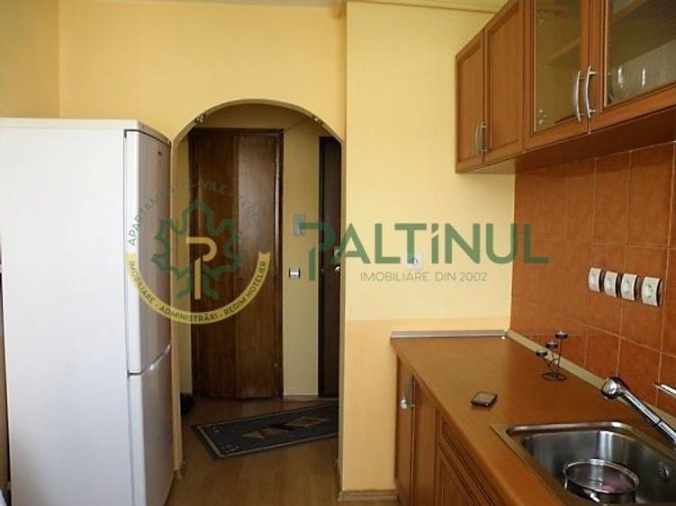Apartament 3 camere,  zona Vasile Milea