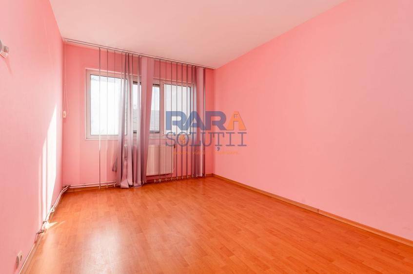 Apartament 3 camere, două băi - Str. Bogdan Dragoș