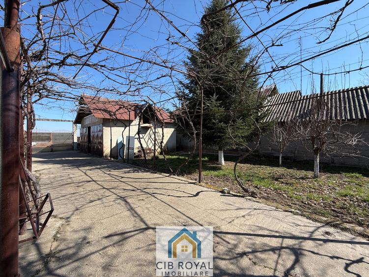 Casa 6 camere Jud. Dâmbovița,Com. Corbii Mari,Satu Nou,Str. Troiței nr. 6,