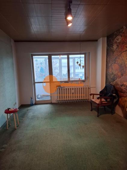 Apartament cu 3 camere in zona Ion Mihalache-Clucerului
