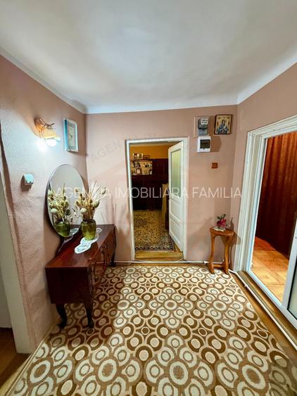 700 mp, teren intravilan, zona Centru, 150.000 euro - 2