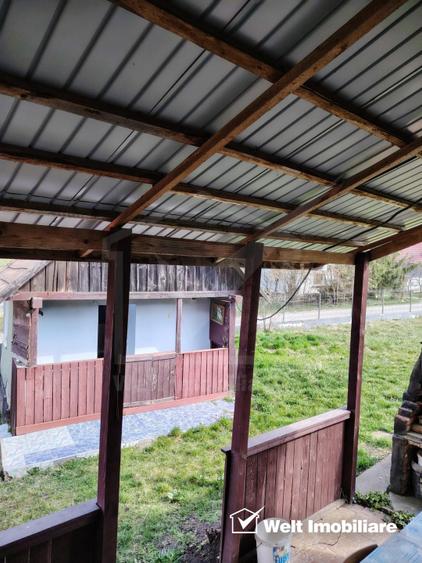 Se vinde casa cu anexe in Valea Calda