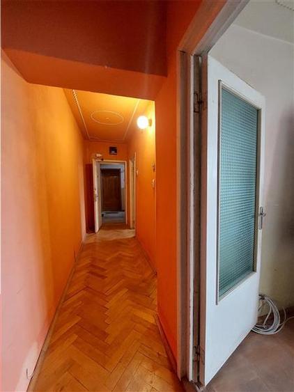 Apartament spatios in zona Podgoria
