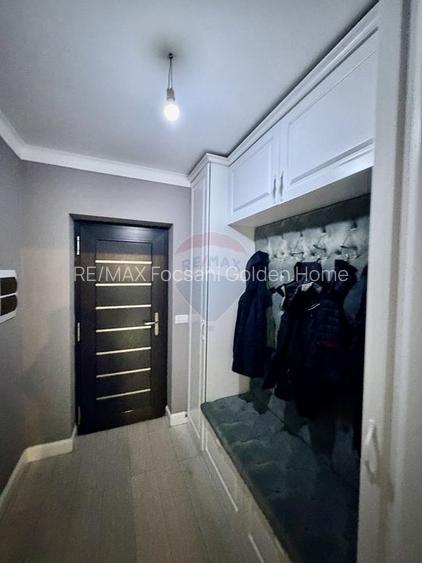 Casă / Vilă cu 5 camere de vânzare în zona Exterior Vest - 26