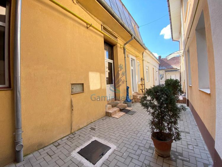 Cladire de birouri de vanzare in zona ultracentrala, Oradea, Bihor