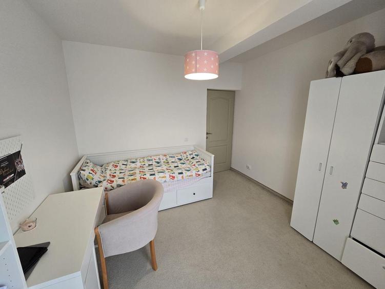 Duplex 4 camere, mobilat si utilat zona VIVO