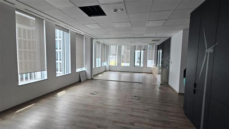 Inchirieri birouri in Swan Office Park de la 182 mp
