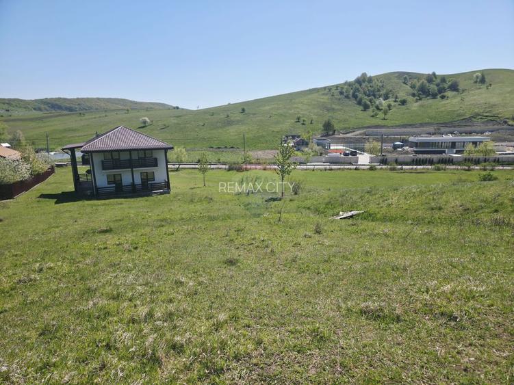 Casa  si  teren zona Balaurul - 39