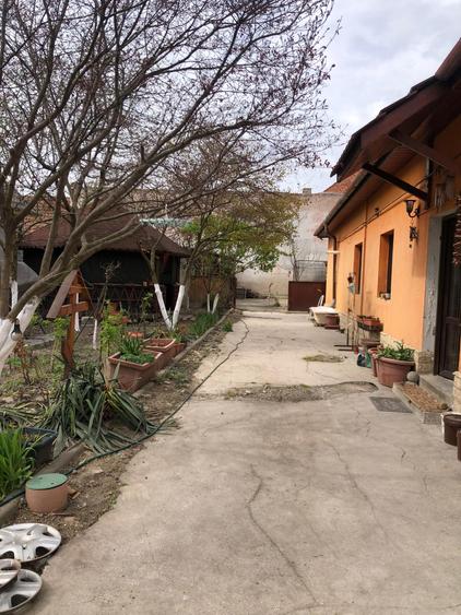 ARAD. Centrul istoric,  casa cu 1400 mp teren,