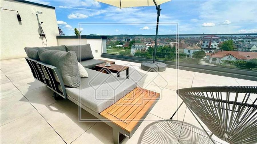 Penthouse cu terasa spectaculoasa si vedere panoramica