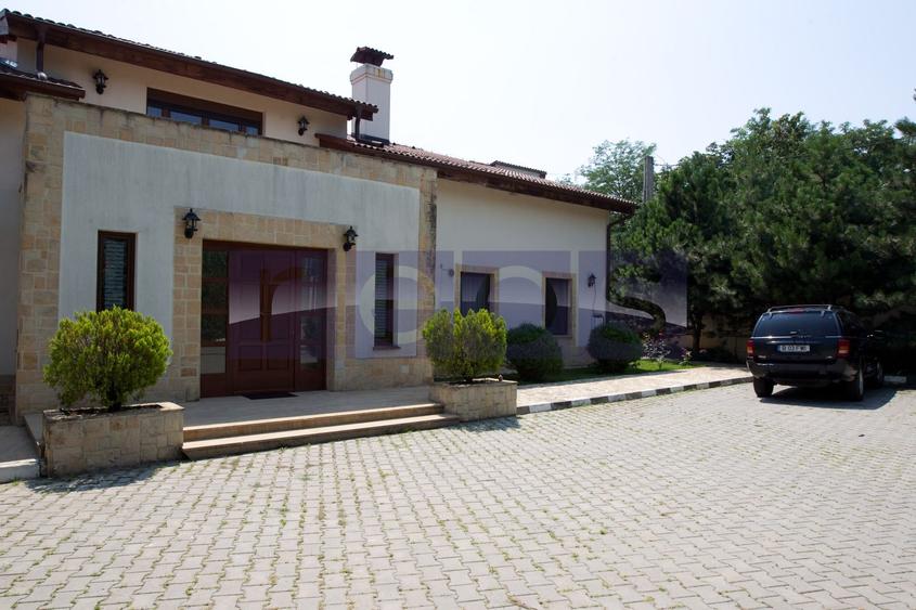 SNAGOV | VILA DE LUX CU 90M DESCHIDERE LA LAC | POZITIE EXCEPTIONALA