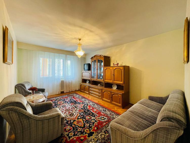 Apartament 3 camere | decomandat | etaj 3 | Mănăștur