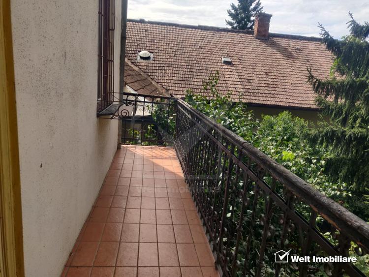Apartament 54mp, etaj 1, centru, parcare in curte ,zona Primariei