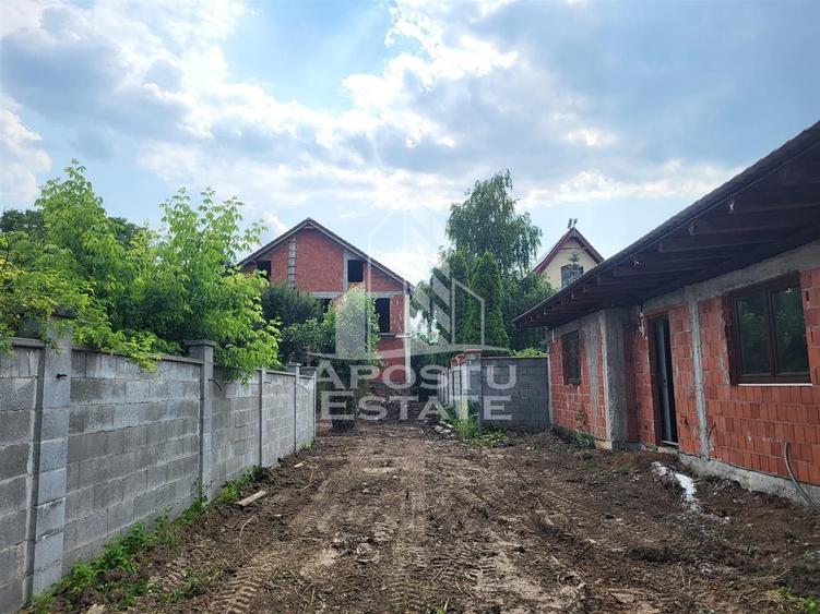 Casa individuala de vanzare, 10 camere, teren 1.100 mp, Freidorf