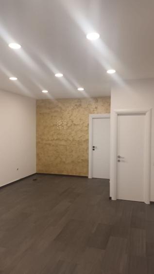 Spatiu ideal pentru Birou,  38 mp, cartierul Iris