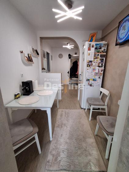 DACIA , Apartament 2 camere, DECOMANDAT, 98.900 EURO