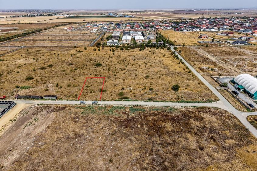 Teren intravilan 611 mp | Front stradal peste 17 m | Vladimirescu