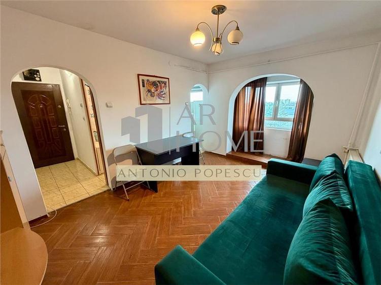 Garsoniera, in Ploiesti, zona Gh. Doja.