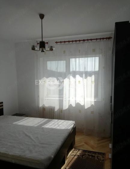 Apartament 3 camere decomandat, 76 mp – Podu Roș - 2