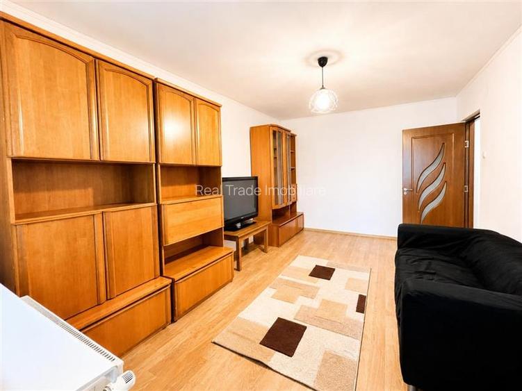 Apartament 2 camere decomandat,  etajul 1 mobilat si utilat , parcare - 6