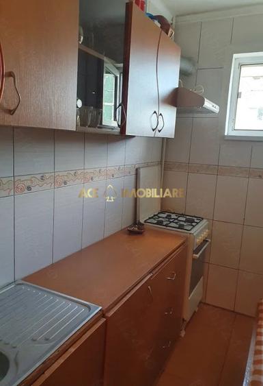 2 Camere de inchiriat | Drumul Taberei | Metrou | Parcare | Reabilitat