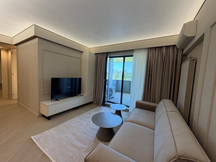 Apartament la prima închiriere în Cortina North,parcare valabilă