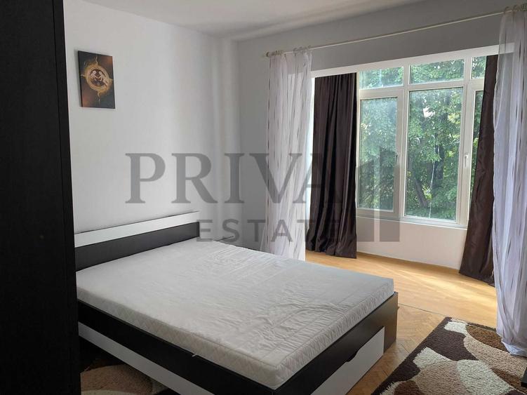 Apartament spațios 3 camere, 80 mp, etaj 2, Soarelui