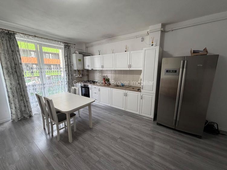 Apartament 3 camere de inchiriat - zona Arex - 10