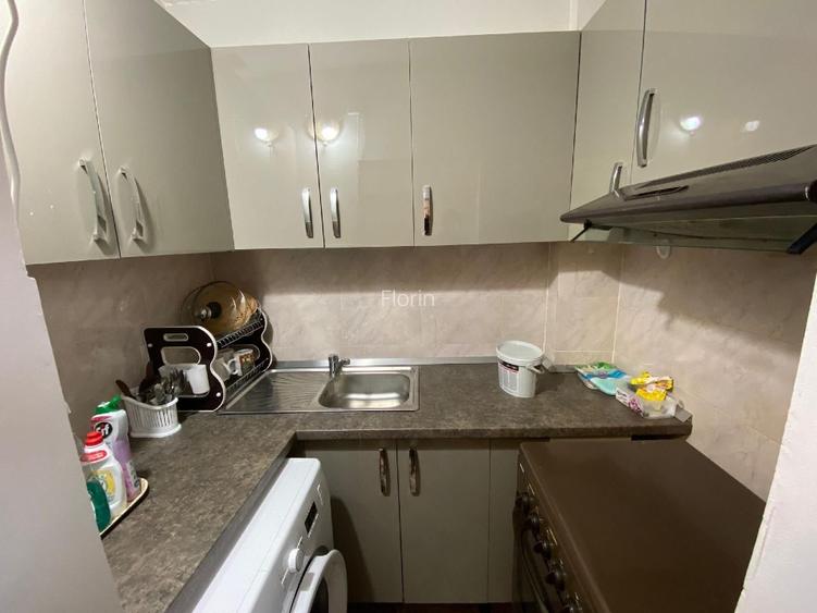 Apartament 3 camere ,decomandat zona Spiru Haret Tg Jiu  - 4