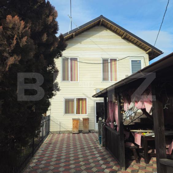 Casa de inchiriat, 7 camere, 160 mp, Targoviste
