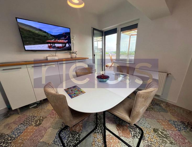 VANZARE 3 CAMERE DECOMANDAT